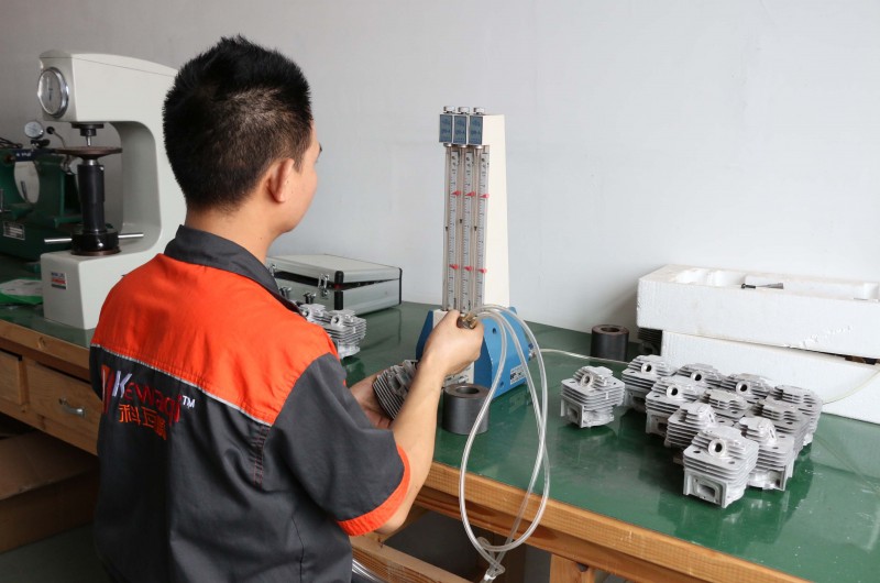 Cylinder block tester